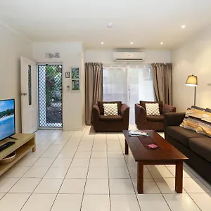 1 Bed Close To The Beach And Town Apartment